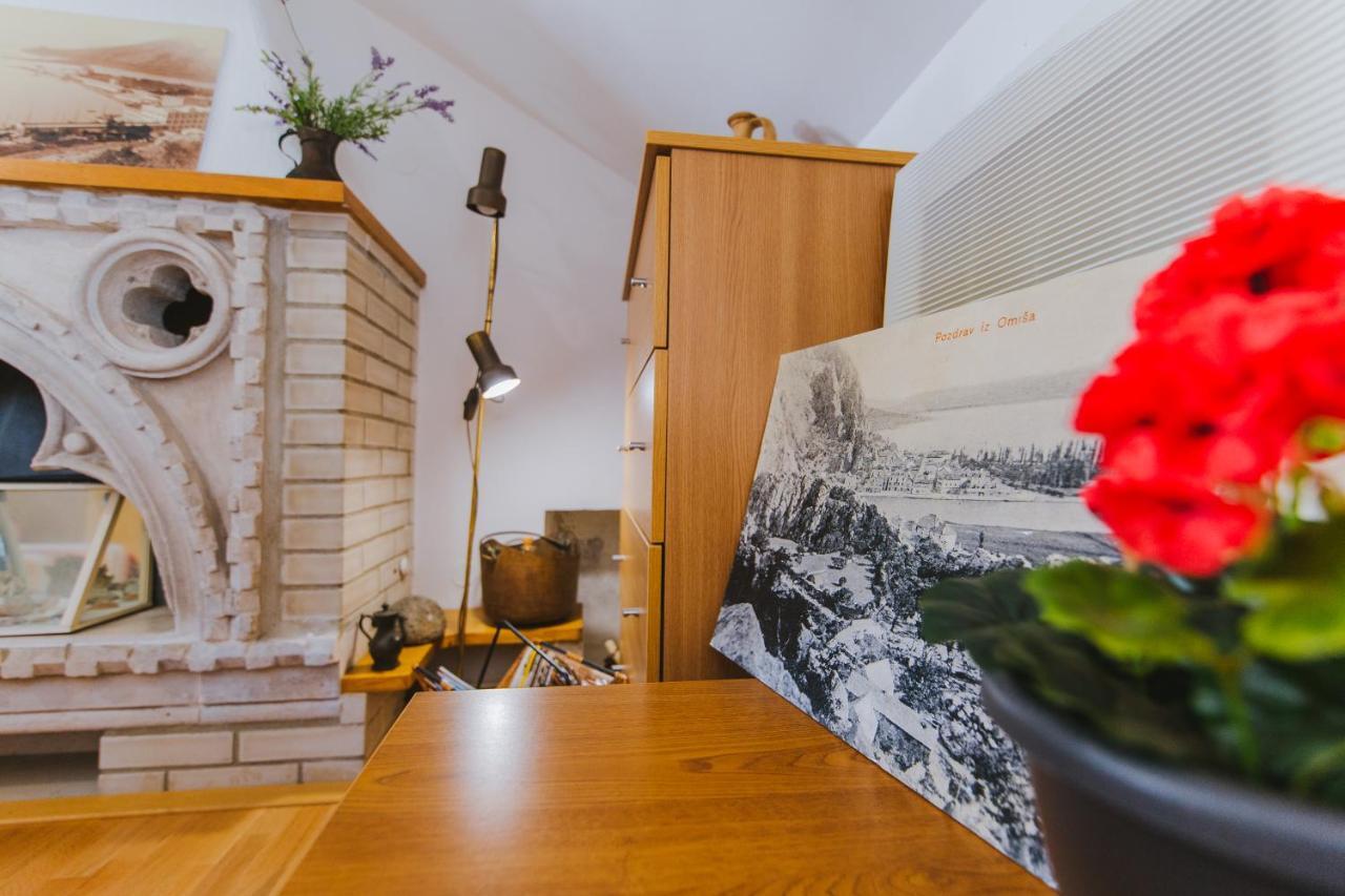 Holiday Home Katarina โอมิช ภายนอก รูปภาพ